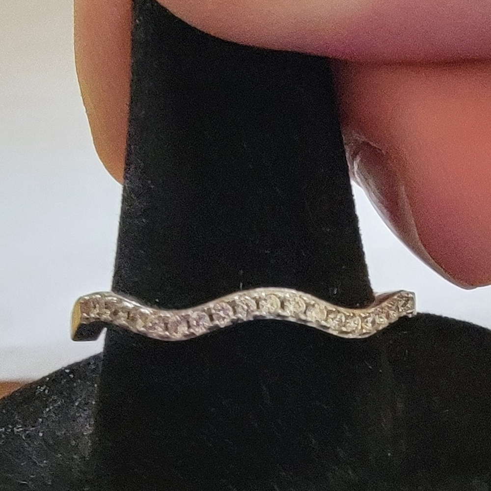 New Elegant Silver Plated Wave Ring